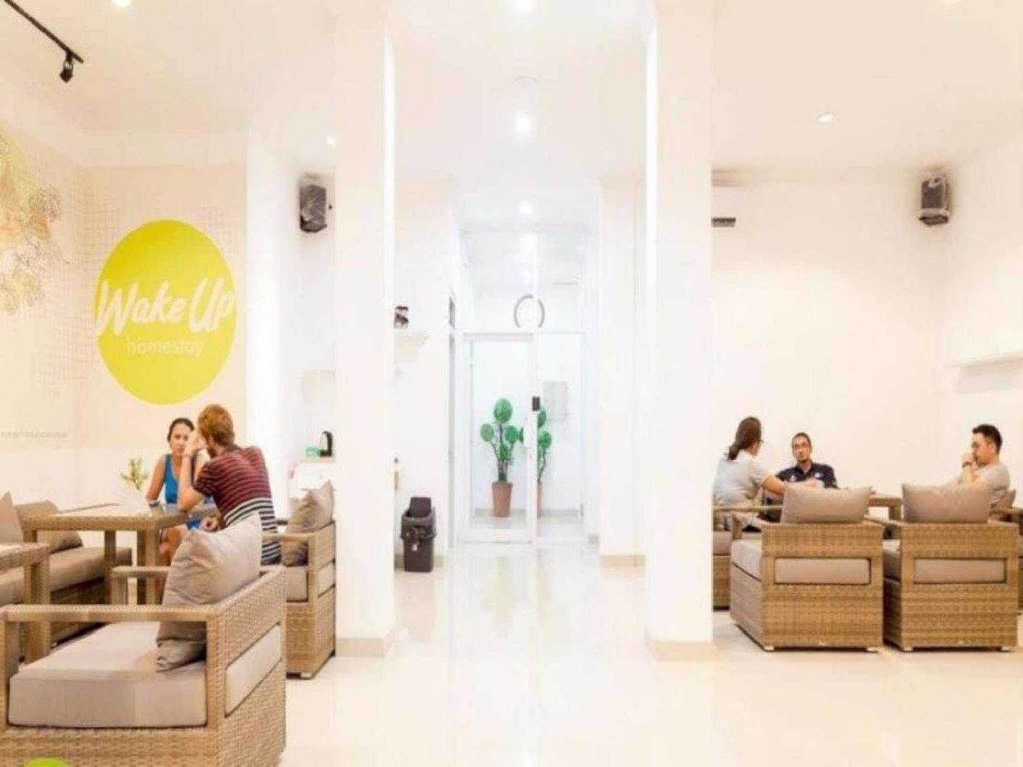 Wakeup Homestay Γιογκιακάρτα Εξωτερικό φωτογραφία